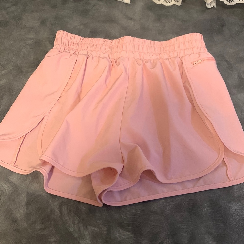 LALALA WOMEN SHORT SIZE M